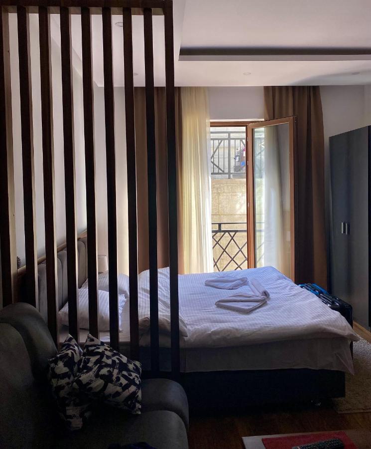Milosavljevic-president Kop Apartment *